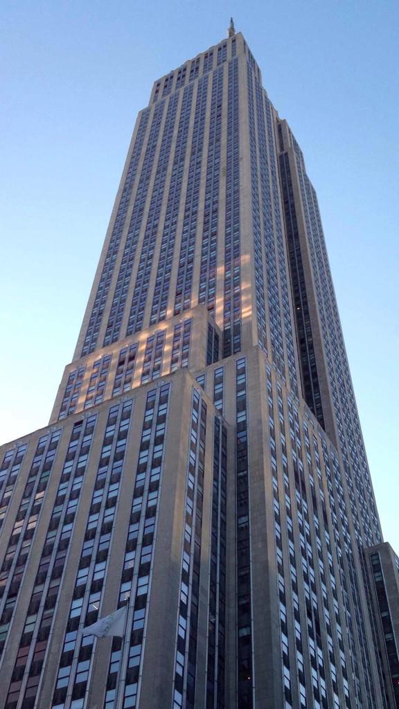piximity's tweet photo. The #empirestatebuilding is testament to American ingenuity!
http://t.co/Sl7fJUhD4w
#piximity #empire #nyc #usa #potd http://t.co/wHkvHjivE5