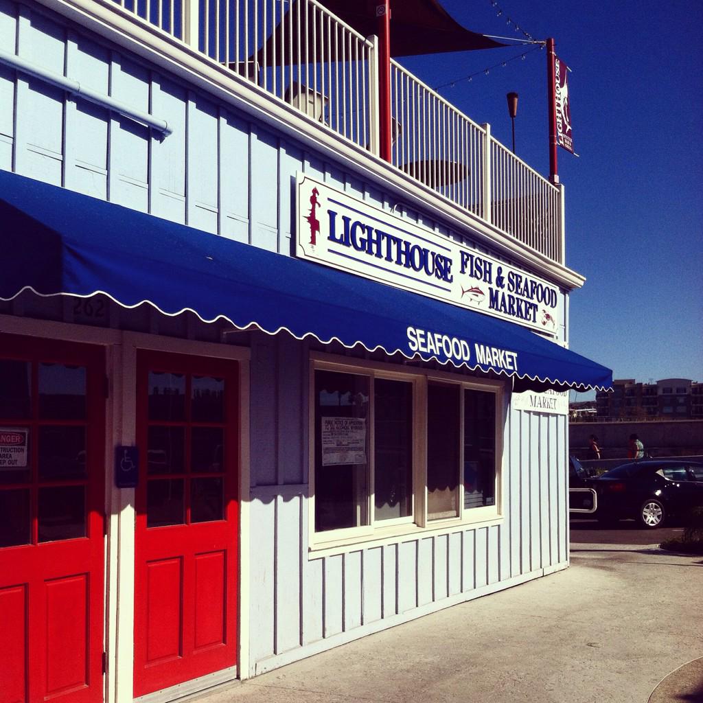 lighthouseocean's tweet photo. BIG things happening here. Getting excited to open the Fish Market! #comingsoon #oceanside #oceansideharbor #oside http://t.co/d2koaFAZUI