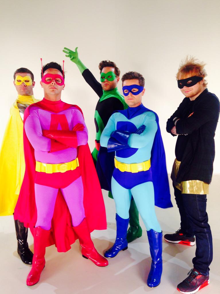 ollymurs's tweet image. GO GO Power Rangers 😂