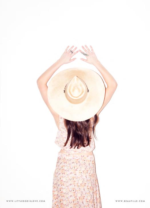 dakotashoot's tweet photo. Dakota Johnson, Little Doe photoshoot. #5 http://t.co/tWN9f9WB7r