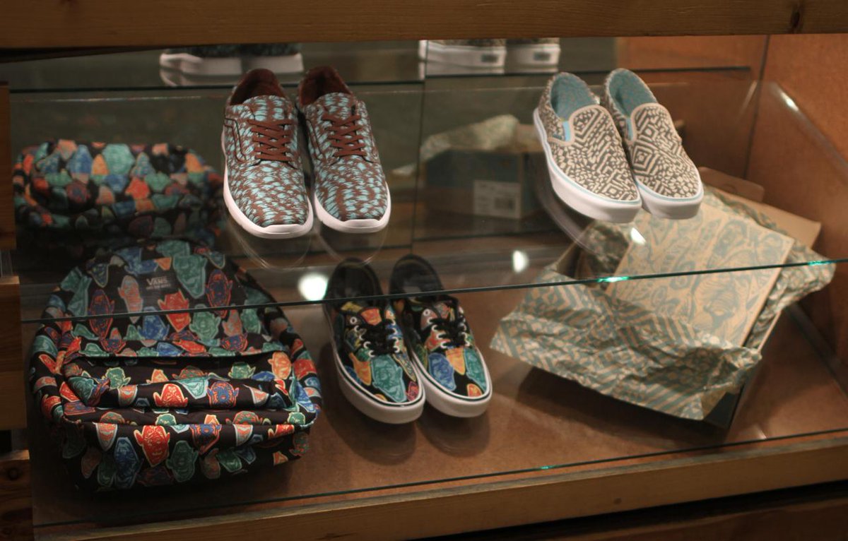 Vans's tweet image. We teamed up with artist Rich Jacobs for a collection of Vans LXVI shoes, a backpack &amp;amp; hat: bit.ly/1Lofin4