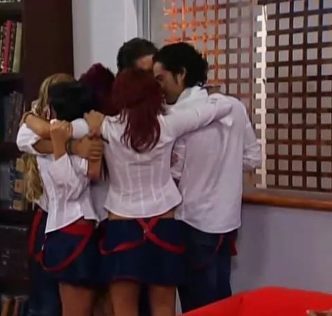 KamilaV10's tweet photo. ♥��♥ #VivoPorRBD http://t.co/SqcYQ2K9rT