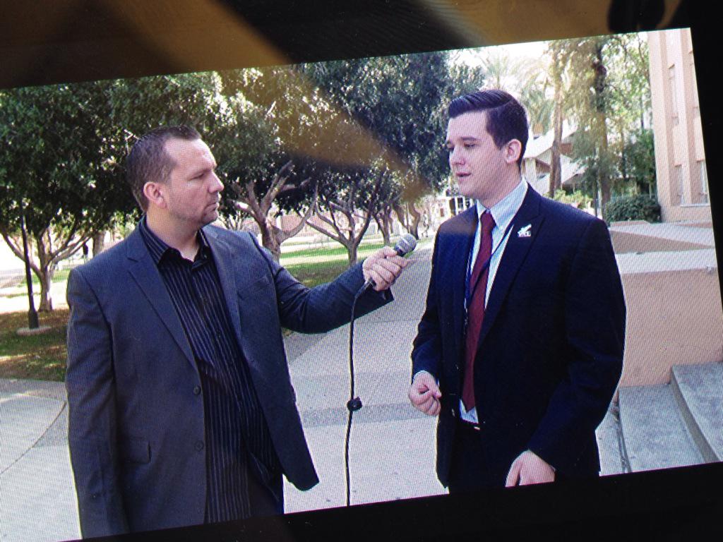 1HeadedStronz's tweet image. Getting some great interviews #AZYALCon #3HE @3HeadEagle @1HeadedJeromy