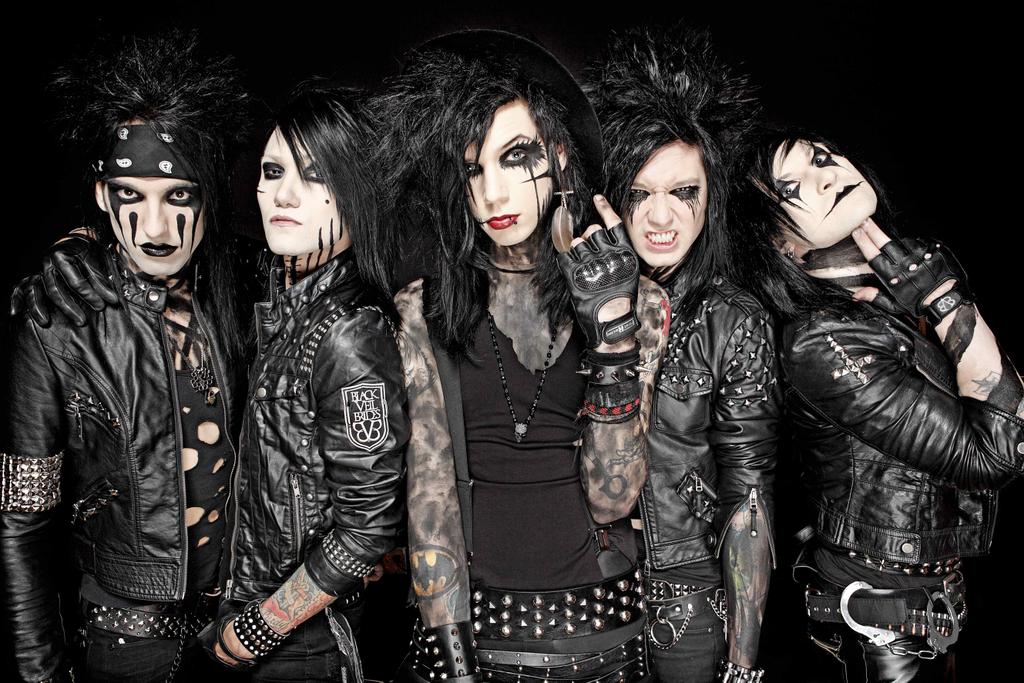 AngelDennisBVB's tweet photo. only a month old ... Thanks for not letting me die before time❤:')
@blackveilbrides  @AndyBVB  @ChrisABiersack http://t.co/H1DR0fdZx8