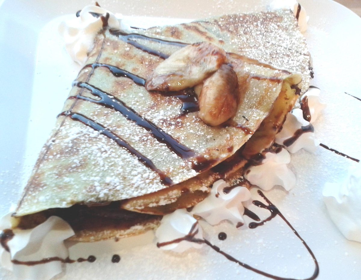 globalcrepes's tweet photo. Warm up! Crepes &amp; hot chocolate OPEN @globalcrepes &amp; Local Shakes #snowinphilly #patssteaks #southphilly #Crepes http://t.co/AHWYVpEGMa