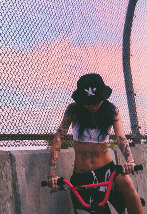 DanielaMachadoo's tweet photo. Un SWAG bien DOPE. #Inspiraciondelmes #KIDMIND http://t.co/Pu5VQqUo6P