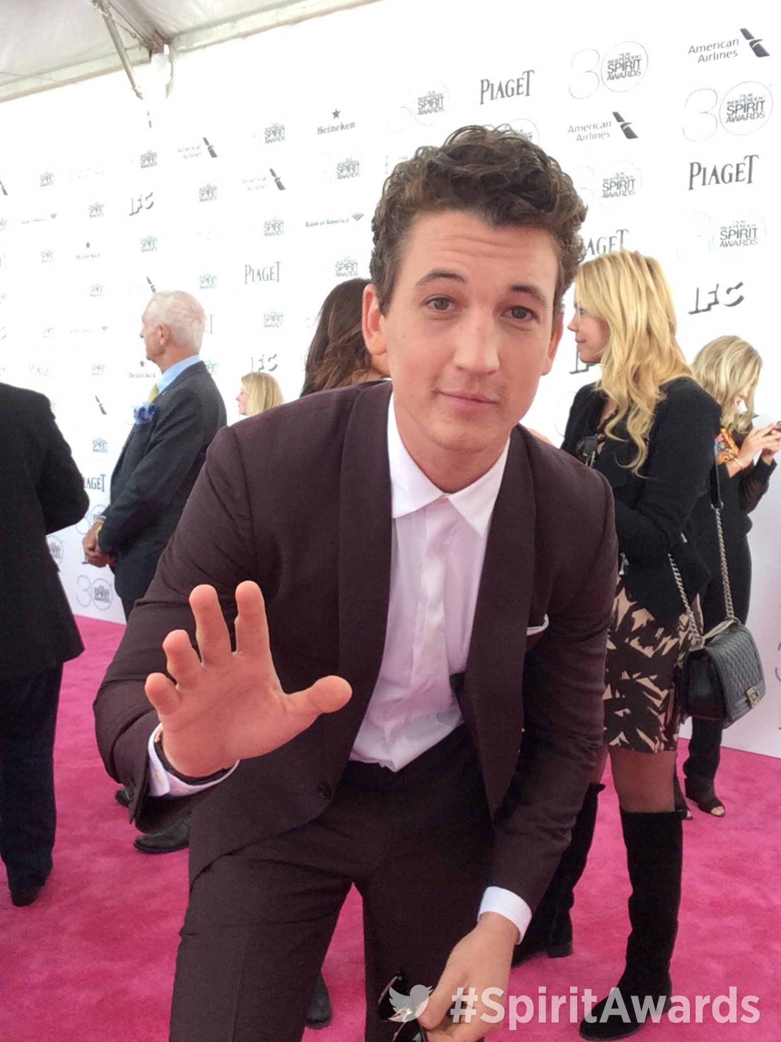 Embedded image permalink