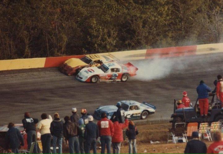 xfireman87's tweet photo. @markmartin a bad day http://t.co/4qzbPOQmEY