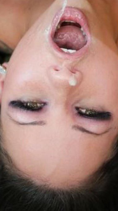 Happy Saturday #eyes everywhere... http://t.co/ih5dCvwqFT<a href="/tag/eyes"class="tags">#eyes</a>