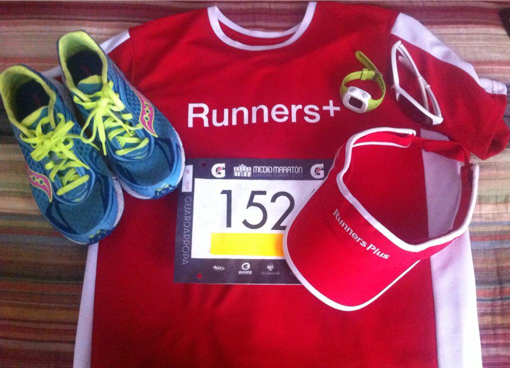 Lausepulveda's tweet photo. Lista! #MMGDL Aquí voy! Con esto, 2 piernas y ❤️ motivado no necesito más! Va por ti @rvmedero #FuerzaRo @comudegdl http://t.co/GIzQjBeLoP