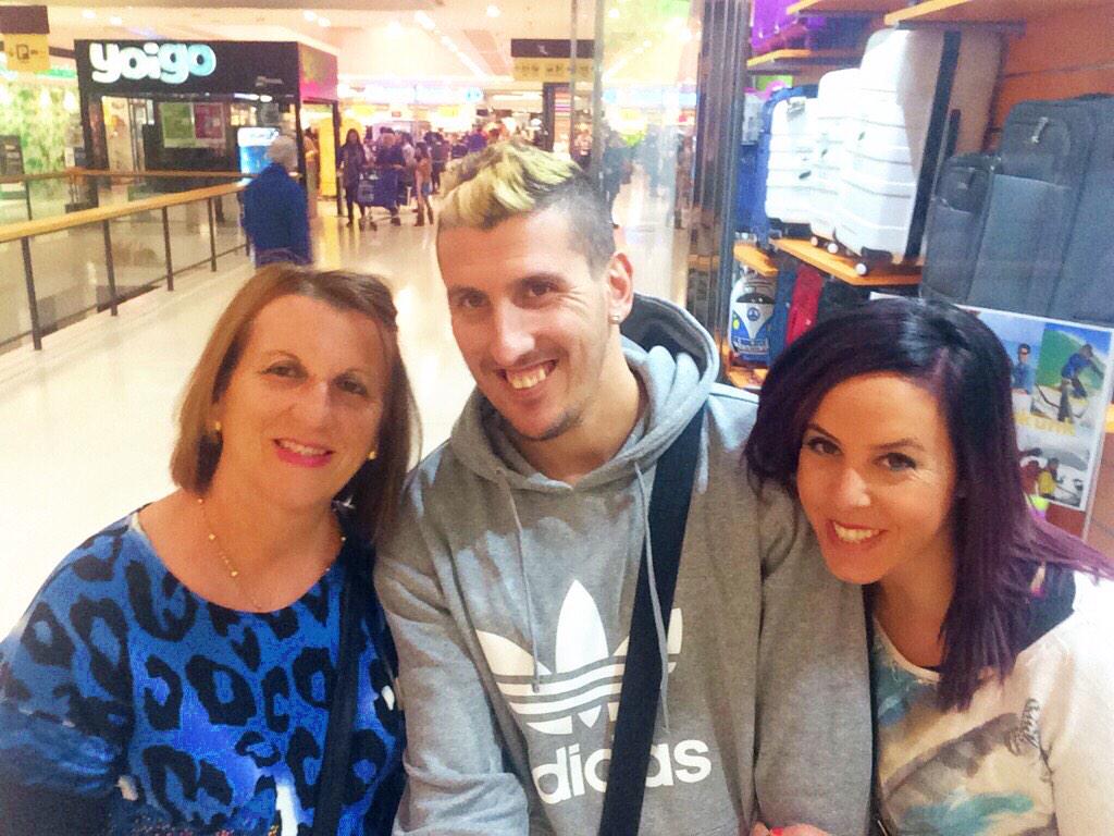 Davinia_jm's tweet photo. @ceretinho te kiero ❤️😍 http://t.co/c4Fhckn1pu
