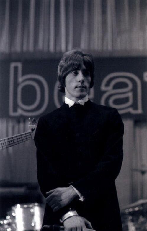 Merc Style - Happy Birthday Roger Daltrey, born on this day in 1944. 