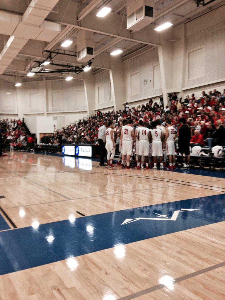 RadarHoops's tweet photo. BM comes out ON FIRE!!! 36-20 over OLu. With 558 left in 3rd. #D1Bound http://t.co/qUX1FIm9j0