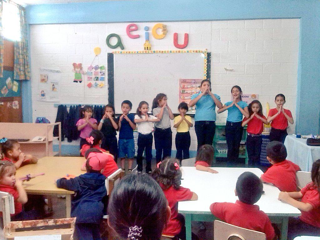 Presentación del Coro Pre-Infantil Modulo Santa Ana #Mérida <a href="/elsistema/">El Sistema</a> <a href="/fosjiem/">ORQ. JUVENIL MÉRIDA</a> #Elsistemacumple40 #LaFiestaDelMillon