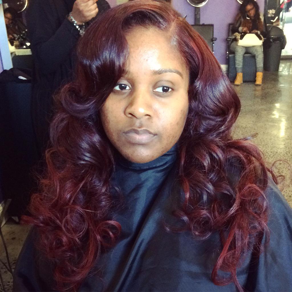 boogi15's tweet photo. All I wanna do is do this to my hair 😩😩 but I get off late everyday so I'm stuck looking like a crackhead 😂#LAID http://t.co/Z9ZWy7HqoH