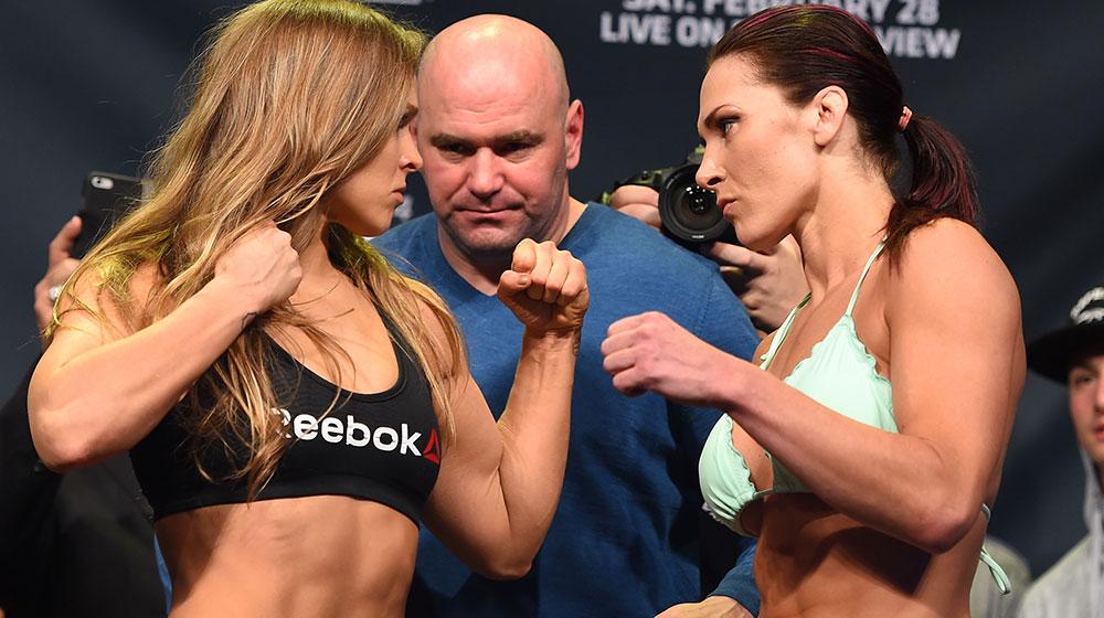 ufc's tweet photo. RT if you're ready for the UFC women's bantamweight championship of the world! #UFC184
@RondaRousey vs @CatZingano http://t.co/7DHxTgadwO