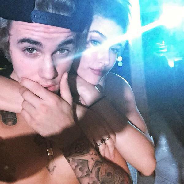 biggrsattan's tweet photo. ESSA FOTO FICOU UM AMOR MANO http://t.co/4U521upPJf