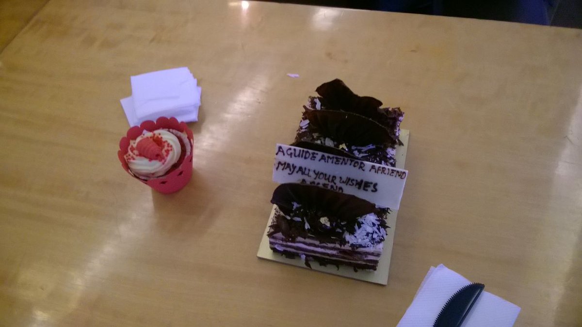 theoneamit's tweet image. Great B&apos;day cake from my awesome students #labdiaries