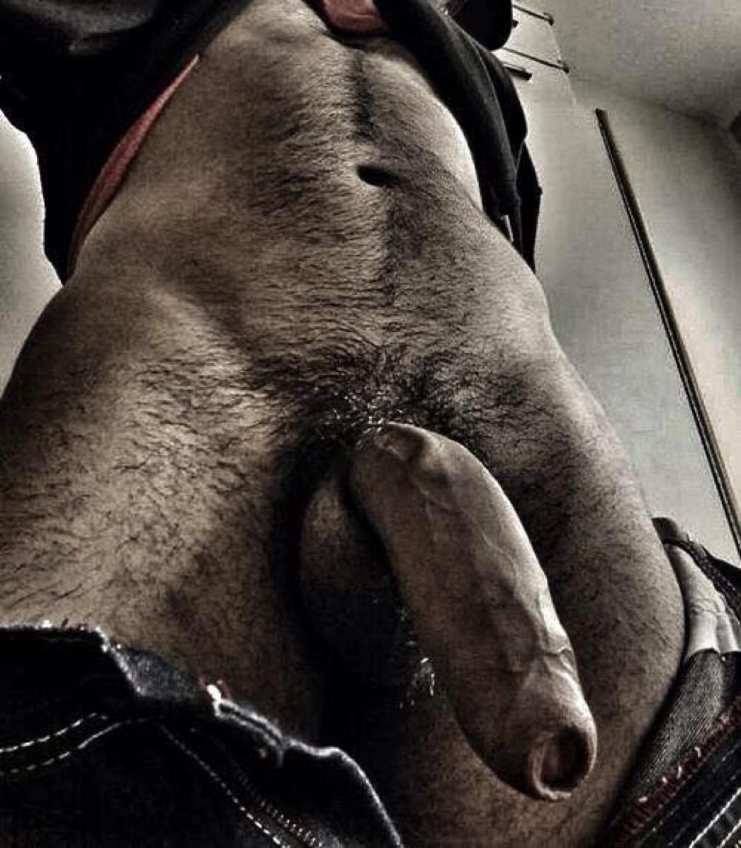 BB Boi on Twitter: "Love my tongue in that skin http://t.co/vyGZf85IjT...