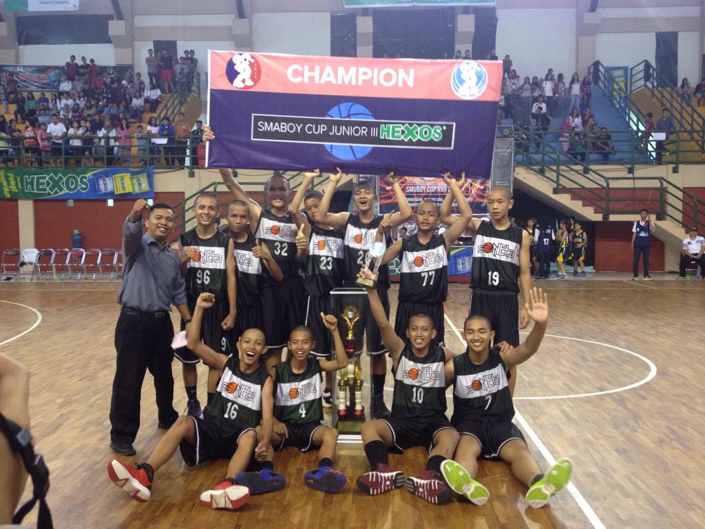 smaboycup's tweet photo. Here is the Champion of SMABOYCUP Junior 3, Tim Putra dari SMPN 1 TULUNGAGUNG!! #SMABOYCUPJUNIOR3 #SMUBOYCUP17 http://t.co/UZJYpRA0Rq