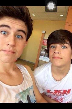 Go follow <a href="/Nashgrier/">Nash Grier</a> and <a href="/HayesGrier/">Hayes Grier</a>  they are awesome💖