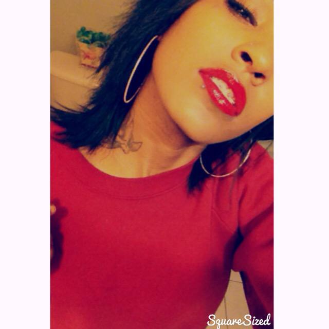 LexRainone's tweet image. 🔴🔴 and she still bad.