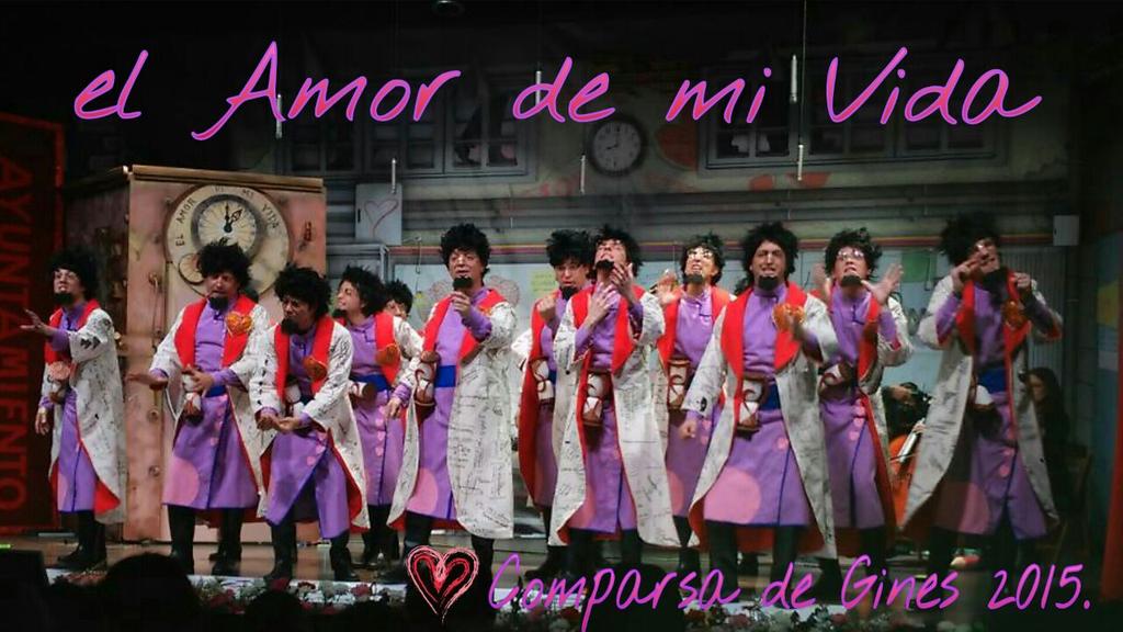 r_aguza's tweet photo. #CarnavaldeGines @comparsadegines vaya maquinas que tengo como compañero,pero especial salir con @SamuAguza es unico! http://t.co/Qb686rd7SW