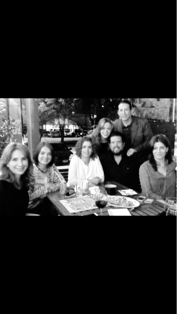 ramirinortiz's tweet photo. Noche bohemia #kingans #CafeEuropeo @oortiizv http://t.co/1Hm23ULPfb