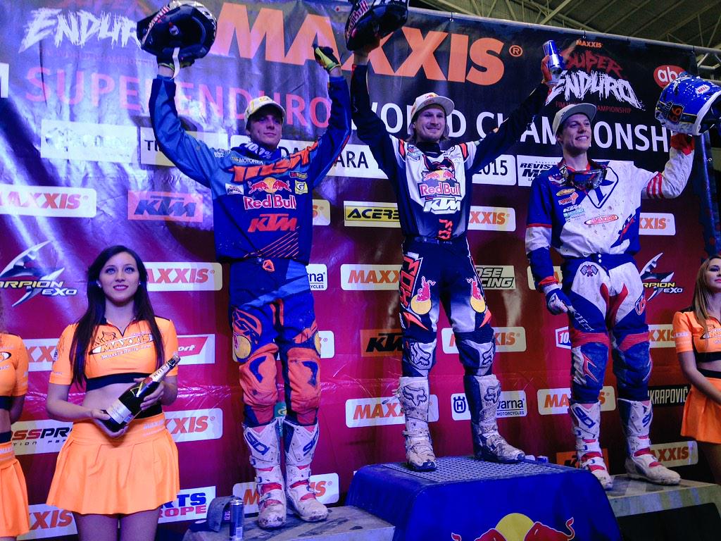SuperEnduroMX's tweet photo. Los campeones PRESTIGE de la 4ta fecha de MAXXIS Superenduro World Championship: Blazusiak, Cody Webb y Jonny Walker http://t.co/gIdH9nvw0j