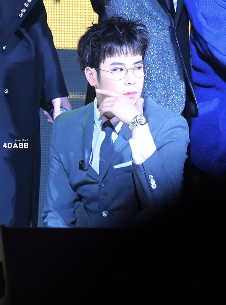 4dabb's tweet photo. 150215 블락비팬미팅1부 
반전남 #피오 
http://t.co/7Lz4FEE6yl
http://t.co/3VYmXNxisb
http://t.co/qMnx01FMR2
http://t.co/MvIPxuVaHV http://t.co/er6GQQ46Fe