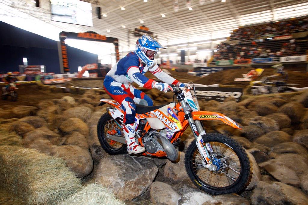 FIMSuperEnduro's tweet photo. Or will @codywebb_2 stop @111Taddy streak and clinch his first GP? #SEWC #SuperEnduro @SuperEnduroMX @ArenaVFG http://t.co/5xSJk7x6at