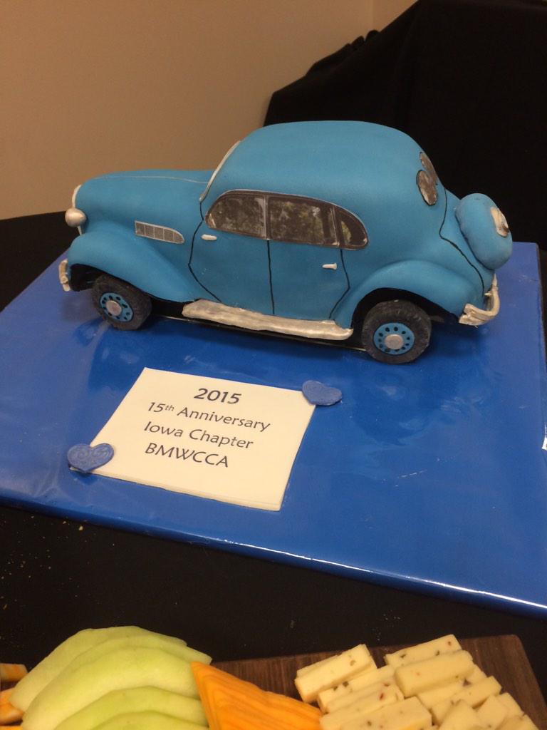 IowaBMWClub's tweet photo. Look at this beautiful Car Cake at the 2015 Annual Dinner! http://t.co/JjJQWqAPsv