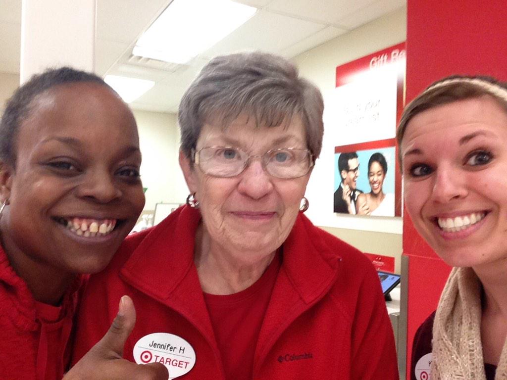 kdknuts's tweet photo. T0240 team crushing REDs! 16(?) and counting! #JennH has PB of 10 tonight! #T240Pride http://t.co/6hq9otmEXn