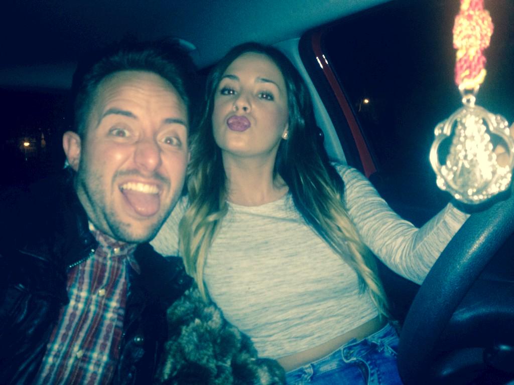isi_martinez's tweet photo. Con mi hermanita que nunca me falla gracias por todo!!! Te quiero canija😉😉😚😚@lorena9027 http://t.co/2V9oCQ2Qry