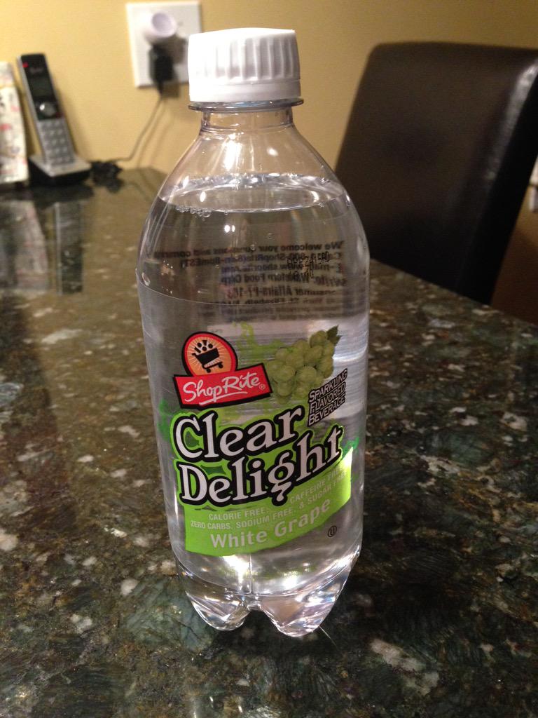 kim_peslak's tweet image. @EmilyMalf #crackwater