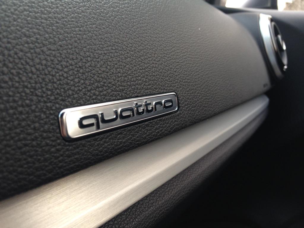 AutomaniaMexico's tweet photo. #AutomaniaTest #Audi S3 Sedan detalles que lo hacen único.. http://t.co/6KP1mIkcJ7