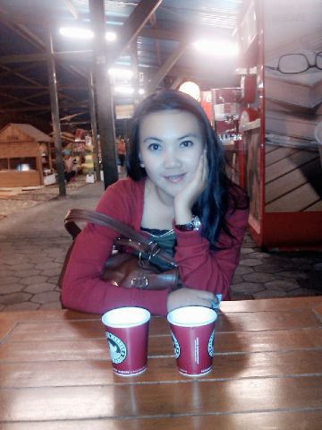 rietha16 tweet picture