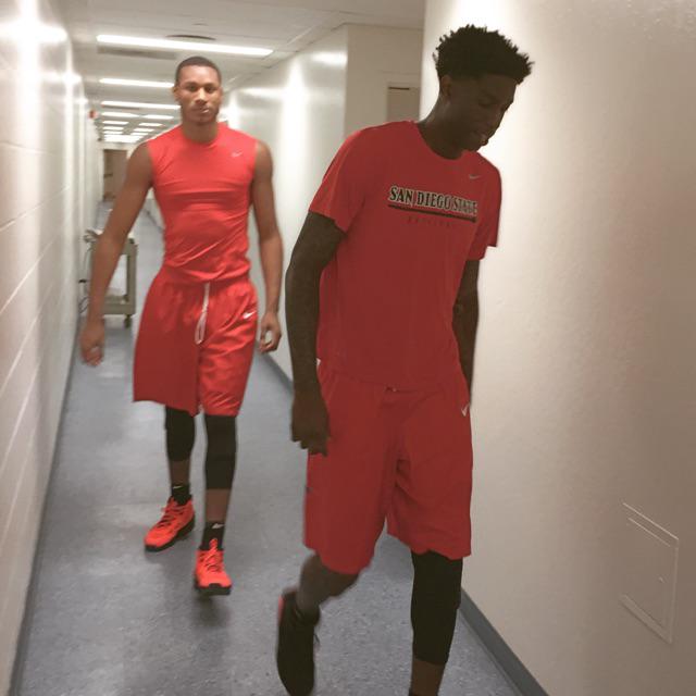 cherylecious's tweet photo. “@GoAztecs: DP is suiting up tonight. #AztecMBB http://t.co/8tasR5ukWa” #Polee yeee