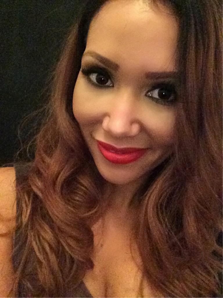 atheanaritchie's tweet image. ❤️This hair color is growing on me. What ethnicity do I look now? #keepemguessing #whatami?❤️