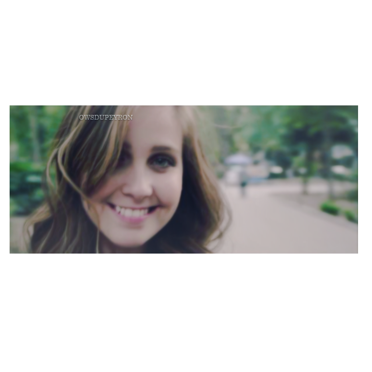 owsdupeyron's tweet photo. ¡HERMOSA! @natdupeyron en el nuevo video de @soyjuansolo "Contigo puedo ser quien soy" 💜💋. http://t.co/KhRTjoMIKx