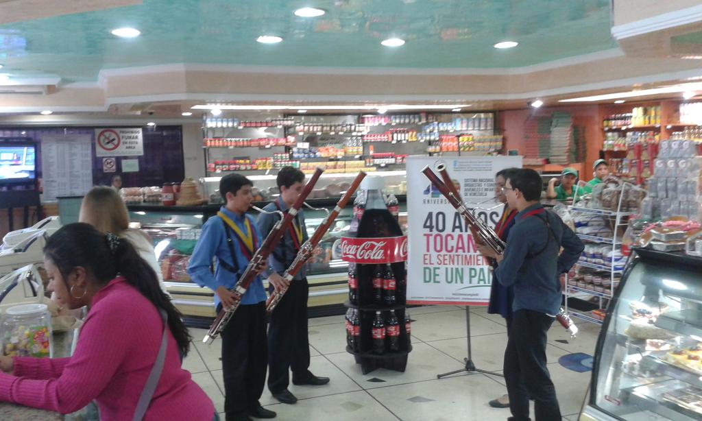 Bass4_Ensamble's tweet photo. #elsistemacumple40 @elsistema @nclsanantonio @osjaltosmir http://t.co/joLL91JJFM