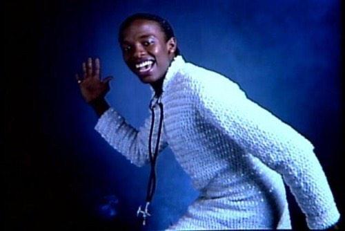 CodyHolt94's tweet photo. "Cuz on his own album cover he was a she thang" sorry @drdre eazy burned you man... http://t.co/npOskCn48k