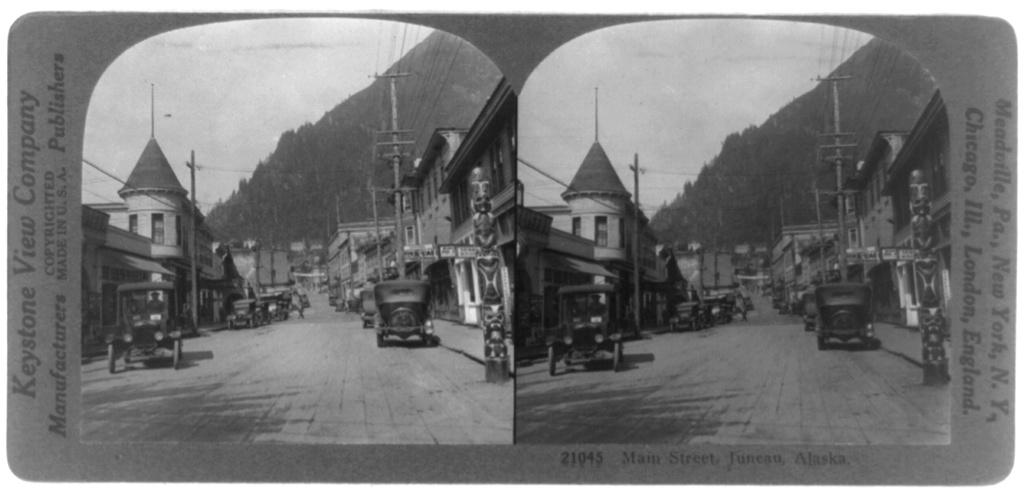 mminjuneauak's tweet photo. Vintage #stereograph Main St. abt 1920 #Juneau #Alaska @librarycongress #poppy3d http://t.co/FNEXHpyslN