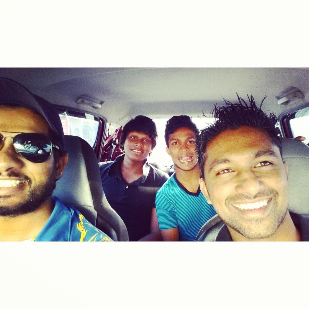 Savinduw's tweet photo. On our way to #TPSL #PolAdiFire @PolAdiyasSL ready to rock the show! http://t.co/bbA88dYJmx