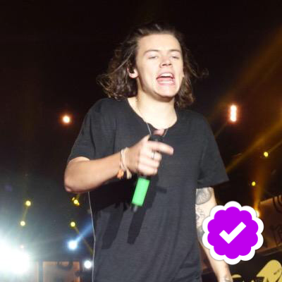 Harry___sPriv's tweet photo. I've just TwitBadged my profile pic with TwitBadge for iOS! https://t.co/PBboaKwsRZ http://t.co/dJPeqmfB34