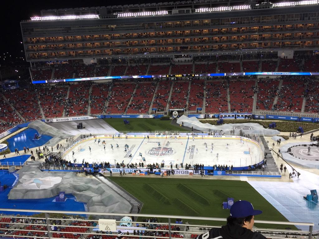 kristineeeee's tweet photo. Still can’t believe I’m here #StadiumSeries #BEATLA #NorCalSHARKS #SJSHARKS http://t.co/xVi6a6cNZp