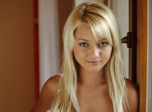 pornsexnow's tweet photo. La moza del día es #Grace C.En el Arca de Fino su galería. - http://t.co/zR5fFDLED5 #GraceC #Rubias http://t.co/l8lEhtUN1A