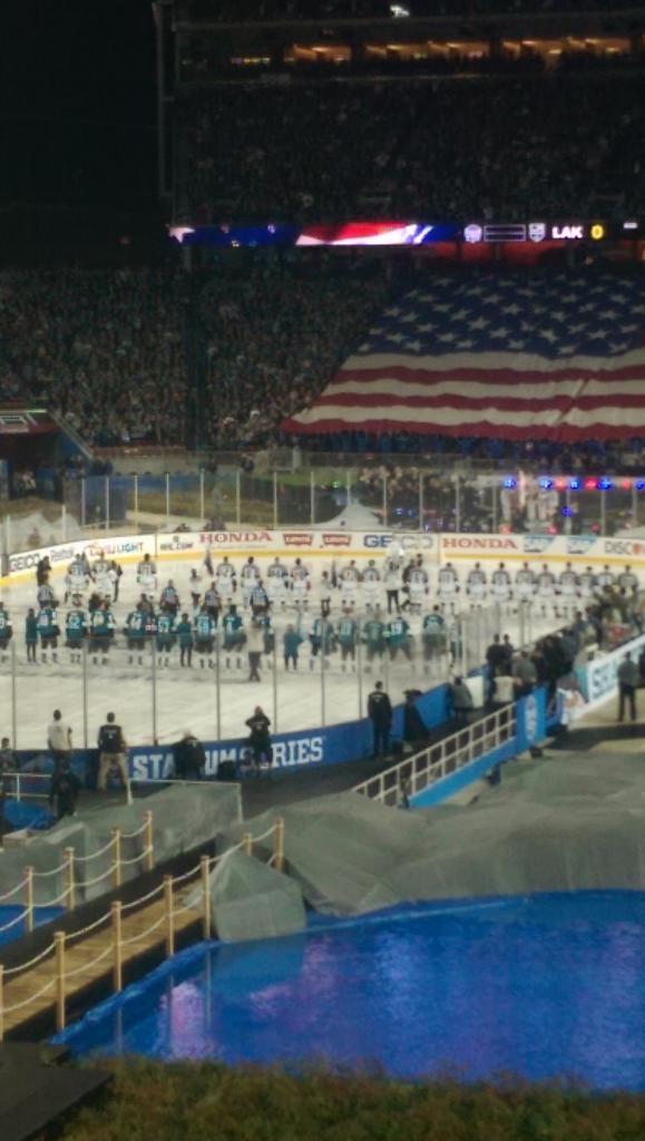 yoda24man's tweet photo. The INCREDIBLE National Anthem.... #StadiumSeries  #NorCalSHARKS  Go #SJSharks #BeatLA http://t.co/TAbYWEI440