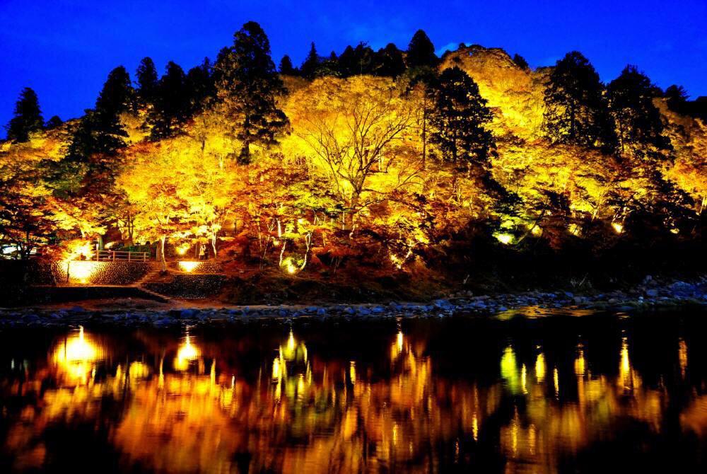 行きたい場所 世界中 香嵐渓 愛知夜間のライトアップされた紅葉は幻想的 T Co 2ofhnzlrbw 行きたい場所 世界中 香嵐渓 愛知夜間のライトアップされた紅葉は幻想的 T Co 2ofhnzlrbw