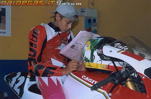 TenenteTanaka's tweet photo. @MartinoMoto @JesSanSan #faltan 32 dias para Qatar con @ValeYellow46 1995 #cagivamito http://t.co/5vQVnUGQYi